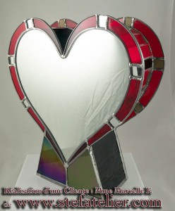 boite en vitrail tiffany en forme de coeur